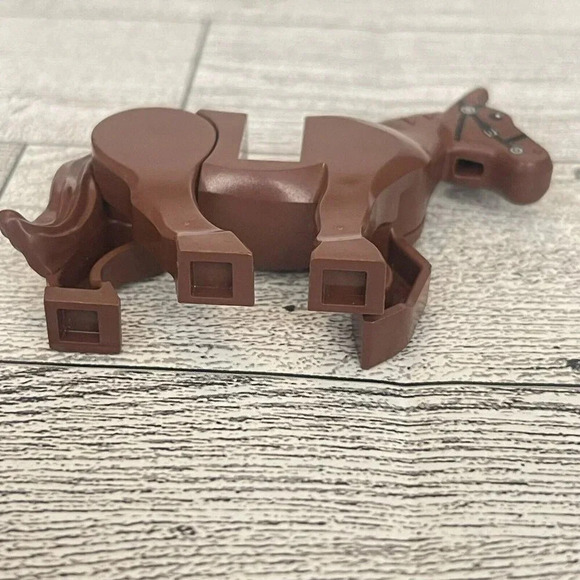 LEGO Brown Horse Minifigure w/ Movable Legs Black Bridle LOTR Western Farm - Picture 6 of 6